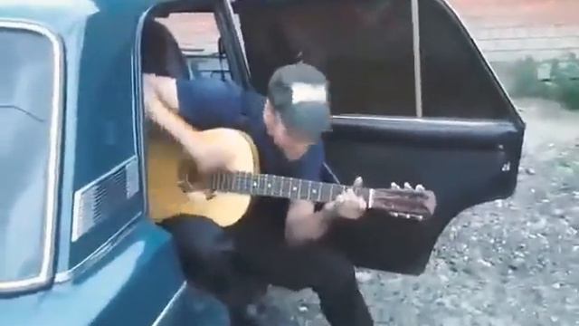 Зачем она берет. 