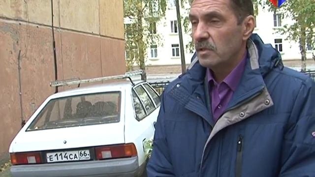 Вредная автонедвижимость: брошенные машины в наших дворах.