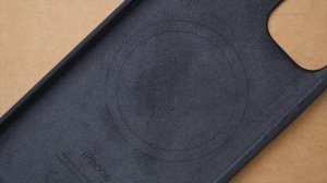 Чехол Apple MagSafe силиконовый для iPhone 13, Тёмная ночь