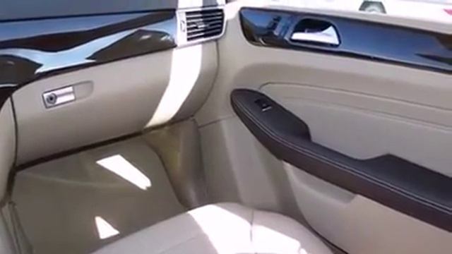 2015 Mercedes-Benz M-Class 4MATIC 4dr ML250 BlueTEC смотреть онлайн