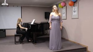 Елена Ишеева, А.Даргомыжский "Я все ещё его люблю", Н.Черепнин "Я б тебя поцеловала"