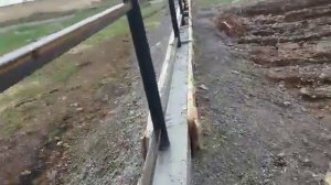 Забор на винтовых сваях