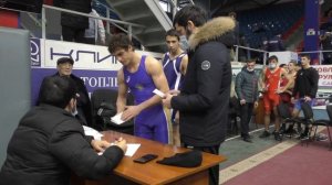 Взвешивание борцов до 71 кг, Хасавюрт.