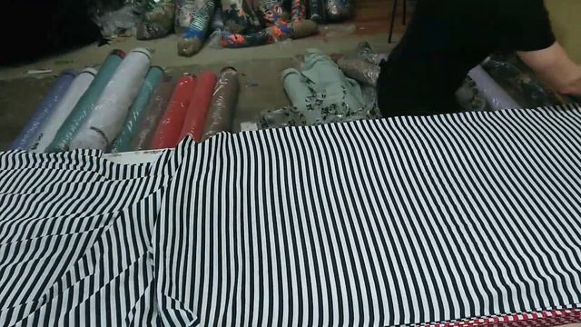 Закройщик. Работа с "чулком" или кругловязанным полотном смотреть онлайн