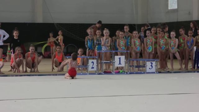 Подрастающее поколение. Показательное выступление ЗАЖИГАЛКА смотреть онлайн