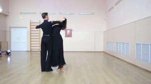 Curved Feather to Back Feather in Waltz    Изогнутое перо в перо назад в Медленном вальсе