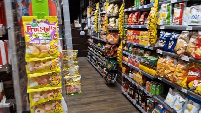 Италия.Рим в феврале.Нас не пустили в Пантеон.Магазины в Италии.Цены в Риме на продукты.Обзор.Влог