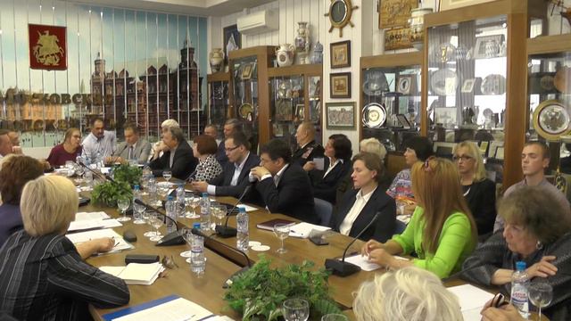 «Проблемы Лесной и прилегающих улиц» – «Круглый стол» в Мосгордуме. Сентябрь 2015 смотреть онлайн