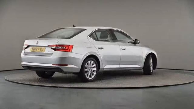 Skoda Superb - Hatch SE 1.5 TSI 150 PS DSG - Citygate ŠKODA Watford смотреть онлайн