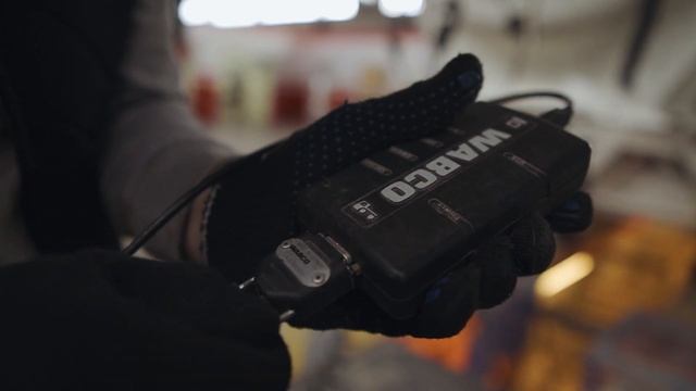 «Согнется и сохранит груз»: инженер о прицепах Kässbohrer смотреть онлайн