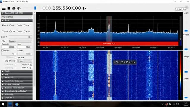Переговоры через спутник Satcom, частота 255.550 МГц смотреть онлайн