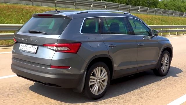 Skoda Kodiaq против Hyundai Tucson: альфа самцы понаехали. ТЕСТ ДРАЙВ ОБЗОР 2021 смотреть онлайн