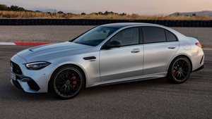 ОБЗОР: Mercedes-AMG S63 2024, это превосходная роскошь и безумные характеристики за 200 000$