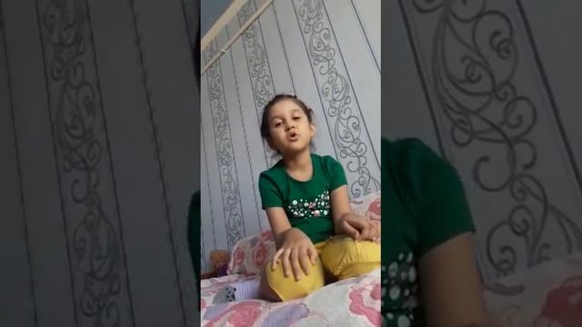 МОЯ ВНУЧКА САБРИНА ! ОНА ОЧЕНЬ ЛЮБИТЬ СТИХИ ЧИТАТЬ НА РУССОМ ЯЗЫКЕ ! смотреть онлайн