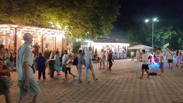 Вечерняя Анапа. Центр города. Прогулка по Анапе. 18.07.2023.