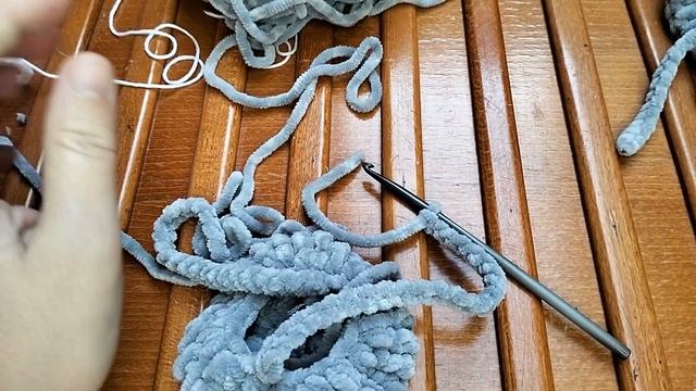 МК БОЛЬШАЯ ЗАЙКА КРЮЧКОМ ИЗ ПЛЮШЕВОЙ ПРЯЖИ/ 12 часть - "БЕРЕТОЧКА"