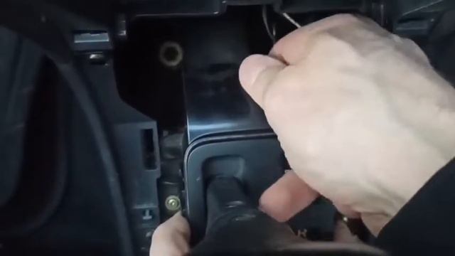 Как заменить лампу подсветки селектора АКПП на Toyota (Corolla} смотреть онлайн
