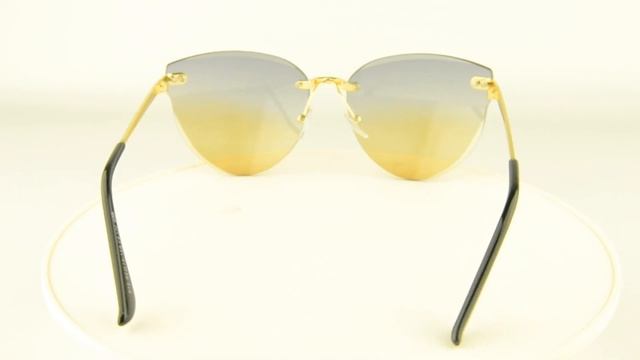 Женские очки солнцезащитные - Цветные - 612Женские очки солнцезащитные - Цветные - 612 смотреть онлайн