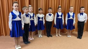 П.И.Чайковский "Детская песенка". Дети 6-7 лет.
