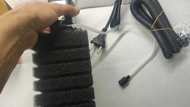 Фильтр с подачей воздуха для аквариумов 300-400 литров Sunsun JP024 с губкой смотреть онлайн