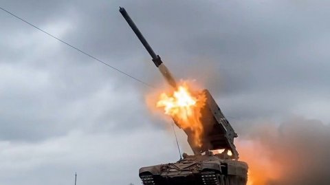 Как система «Солнцепек» и танк Т-90М уничтожают ВСУ в районе Кременной