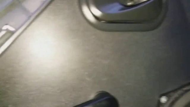 Как разобрать переднюю дверь Рено дустер(RENAULT duster)2012г.в.спец авто города смотреть онлайн