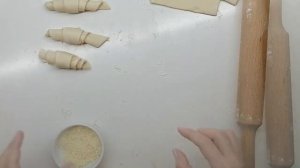 слоеное бездрожжевое тесто КРУАССАНЫ с сыром