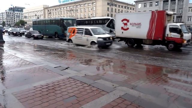 22. 07. 2017 Циклон над Санкт-Петербургом. Град с небес. Город поплыл смотреть онлайн