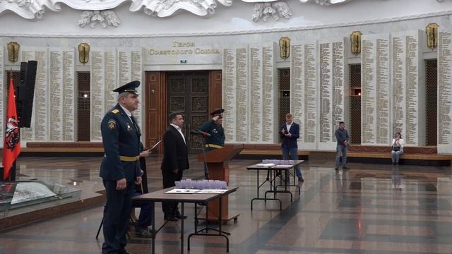 Присяга кадетов 7 К класса школы 2122 в Музее Победы" смотреть онлайн