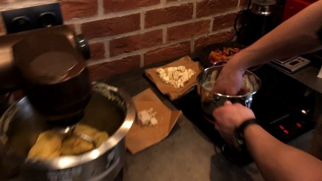 Паннетоне? Бриошь? Кулич!