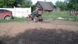 Бороним картофельный участок. 25.05.16 конская борона и м/б  Каскад.