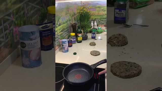 81. ?Бургер из ?Цесарки с Овощной Булочкой. смотреть онлайн