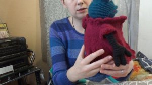 Прикольная вязаная игрушка крючком!) Лягушка из высшего общества))))