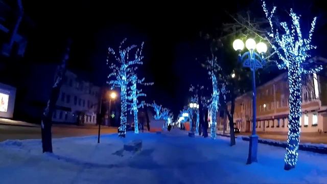 Новогодняя АЛЛЕЯ с иллюминацией на бульваре Радищева в Твери !