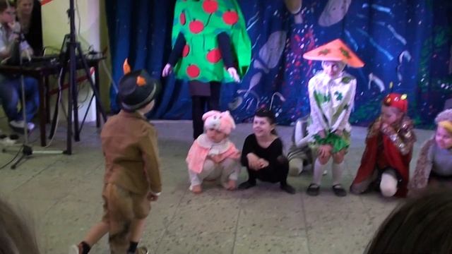 Детский спектакль - Лесные истории по мотивам сказок Сутеева. смотреть онлайн