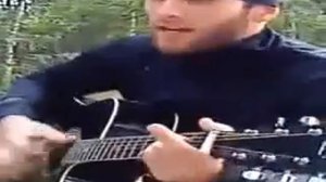 ЧЕЧЕНСКАЯ ПЕСНЯ ПОД ГИТАРУ ОЧЕНЬ КРАСИВО ПОЕТ