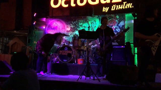 วงOver Jump - ไม่มีเธอ @ Octoguz บ้านโสด смотреть онлайн