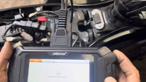 suzuki Bandit 150 dual ABS diagnostic check by OBD scanner