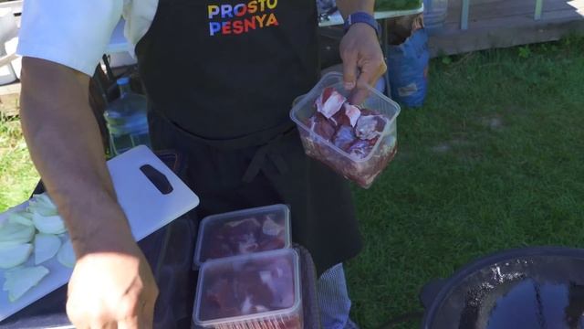 ПЛОВ НА ПРИРОДЕ В ПАРКЕ ПРИКЛЮЧЕНИЙ