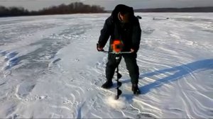 Мотоледобур Normark Power Ice Drill (Husqvarna 326) и шнек Mora