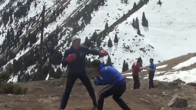 B Dojo / Тренировка в горах Алматы Казахстан.. Training in mountains of Almaty Kazakhstan смотреть онлайн