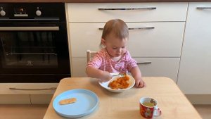 Развитие ребенка, один год и восемь месяцев. Что умеет в 1 год и 8 месяцев. Проверка знаний