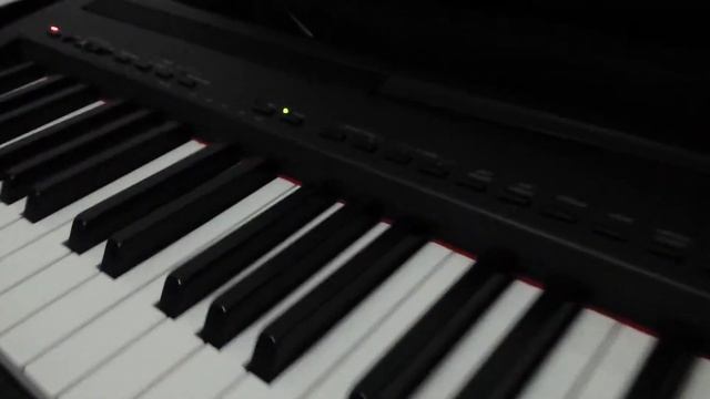 Piano Yamaha P95 - Super Conservado! смотреть онлайн