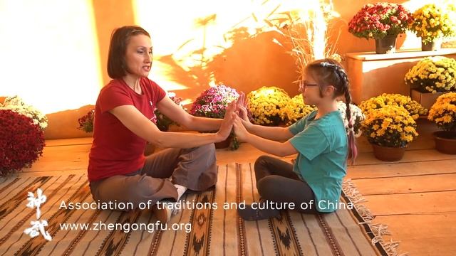 5-минутная зарядка с Зульфией для хорошего самочувствия. Му Юйчунь. смотреть онлайн