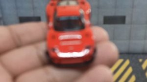 INNO64 1/64 LBWK F40 Ferrari - Red