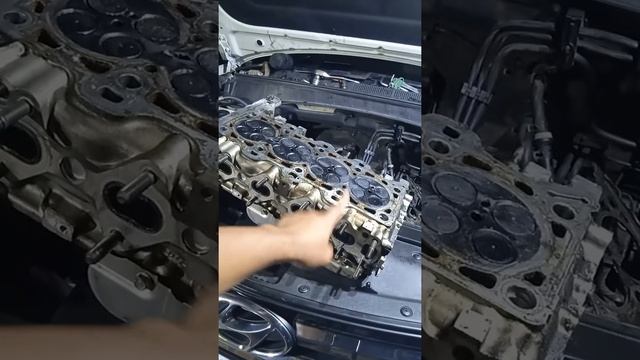 Hyundai Santafe Overhaul Engine смотреть онлайн