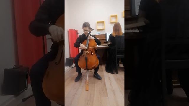 И.Х.Бах. Концерт до минор 1 часть. Бузовкин Фёдор 13 лет.