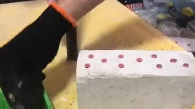 Дюбель с шурупом испытания смотреть онлайн