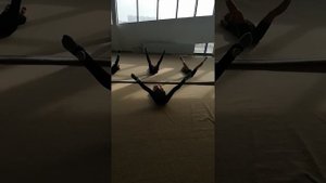 Как быстро растянуться на поперечный шпагат?
