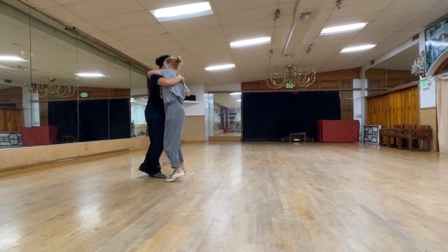 Tango 103M - 12345 Ocho Cortado смотреть онлайн